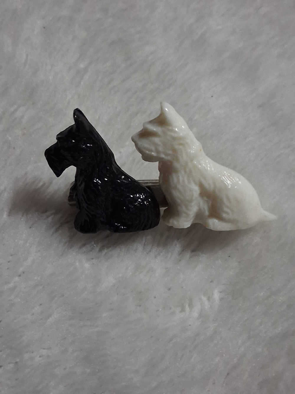 Black & White Scottie Dog Brooch Pin